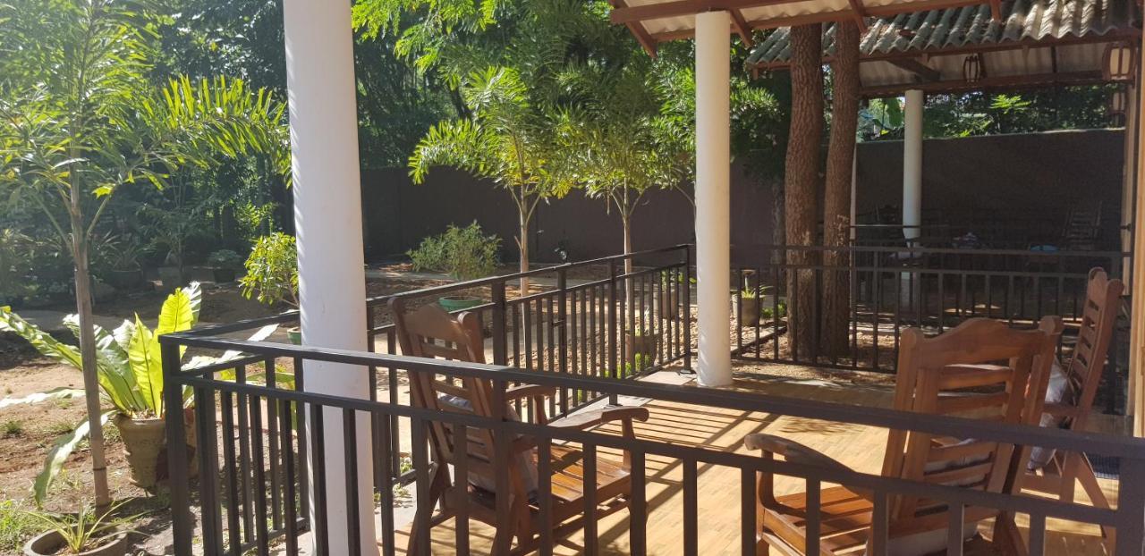 Max Safari Villa Udawalawe Eksteriør bilde