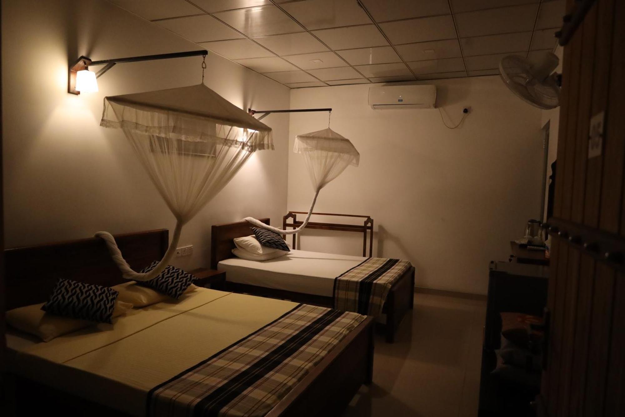 Max Safari Villa Udawalawe Eksteriør bilde