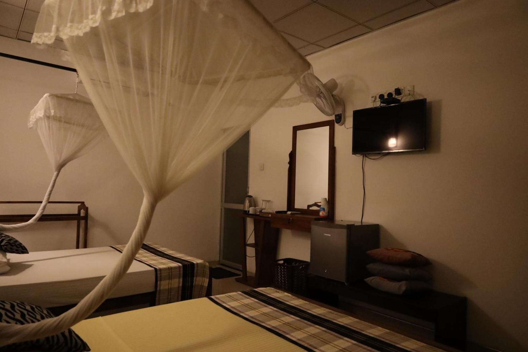 Max Safari Villa Udawalawe Eksteriør bilde